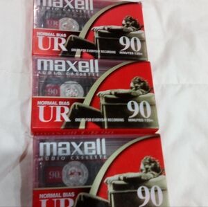 Maxell Red Audio Cassette Tapes - 90 Minutes